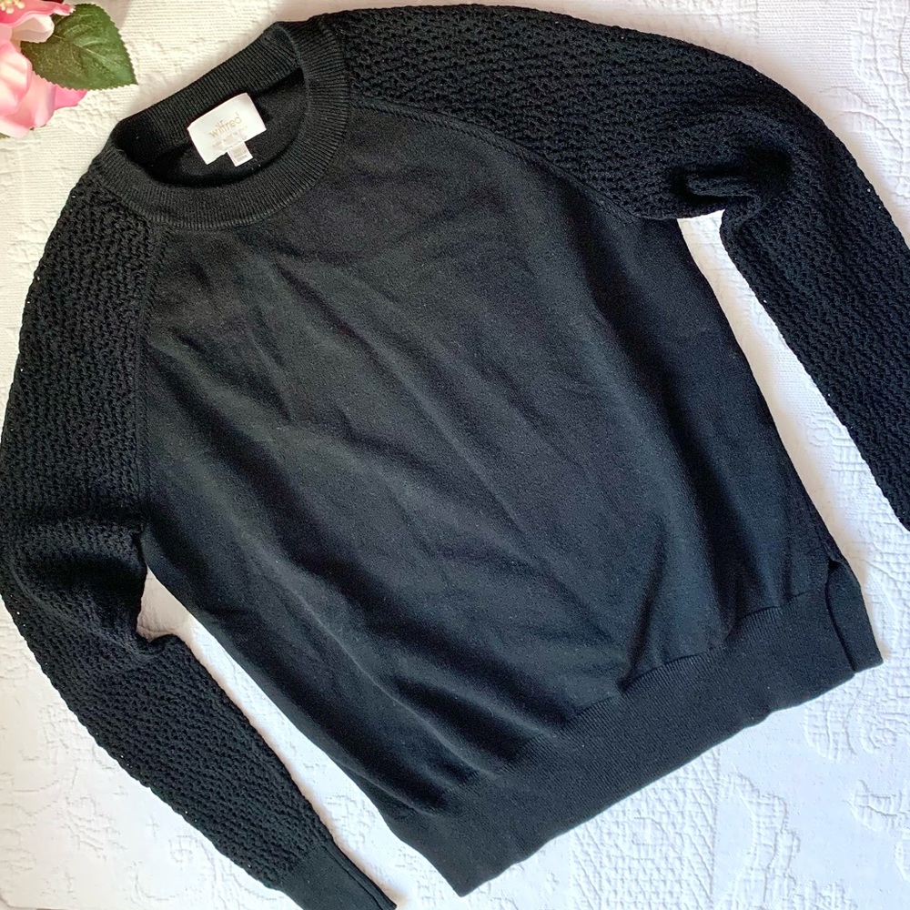 Aritzia Wilfred Free Italian Knit Sweater Perforated Shoulders black XS XXS - Picture 5 of 16